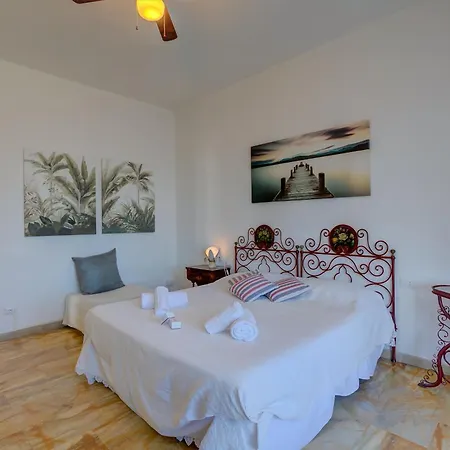 Blooming Cos View - Happy Apartman Belgirate